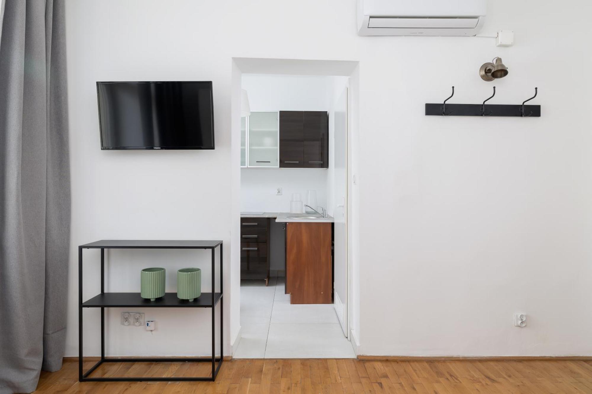 Studio Apartment With Ac - Dluga 65 Краков Экстерьер фото