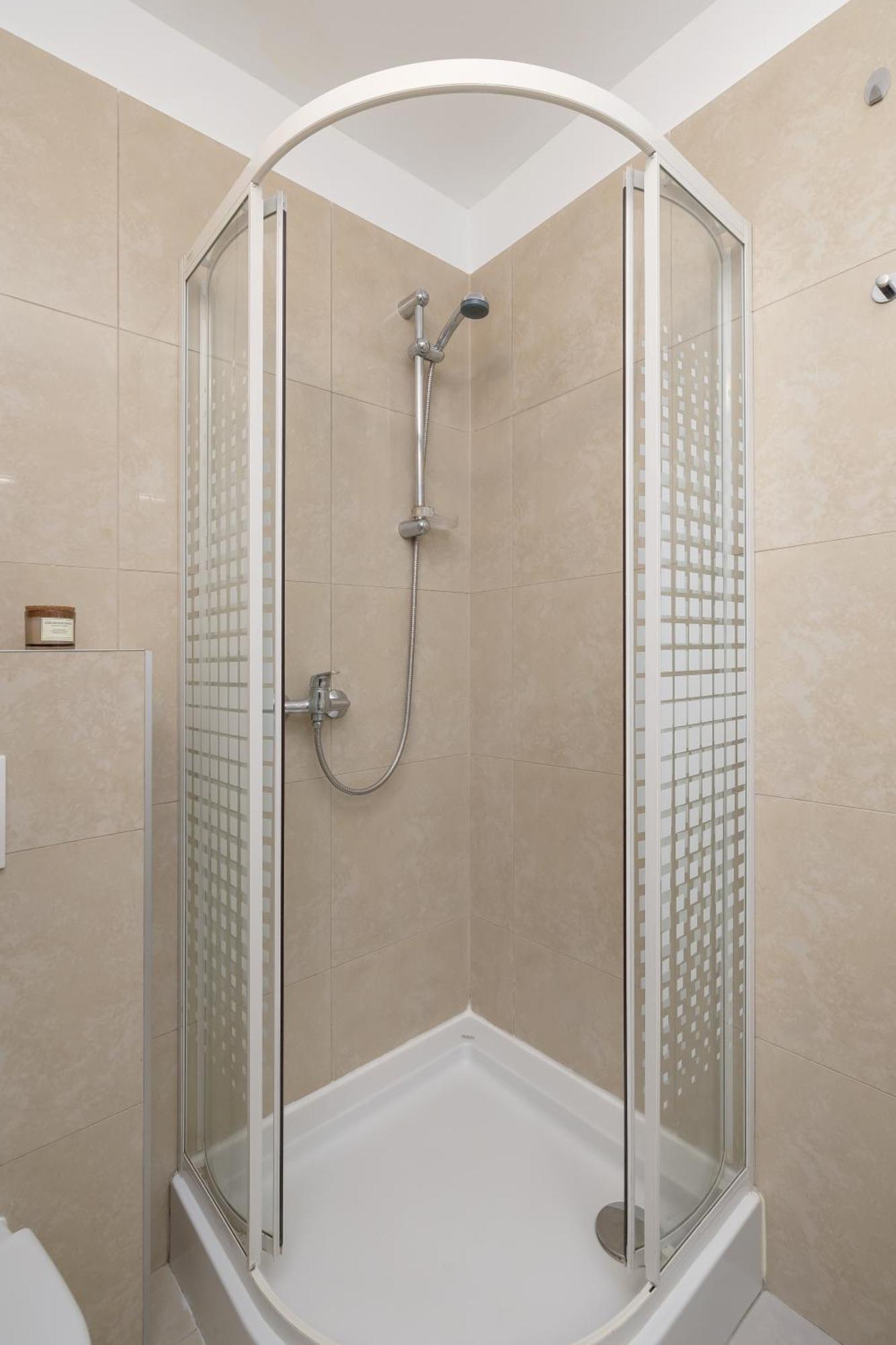 Studio Apartment With Ac - Dluga 65 Краков Экстерьер фото
